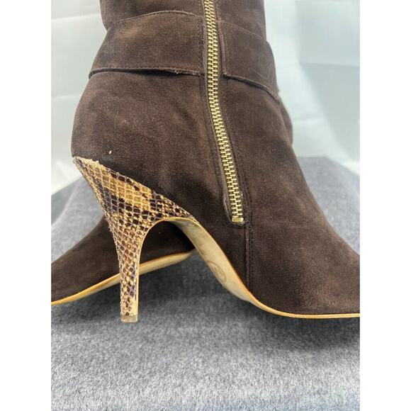 Michael Kors Brown Suede Leather Tall Boots High Heel Gold Emblem Size 9 - Picture 6 of 10